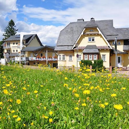 Gaststaette & Pension Waldschloesschen Oberhof  Bagian luar foto