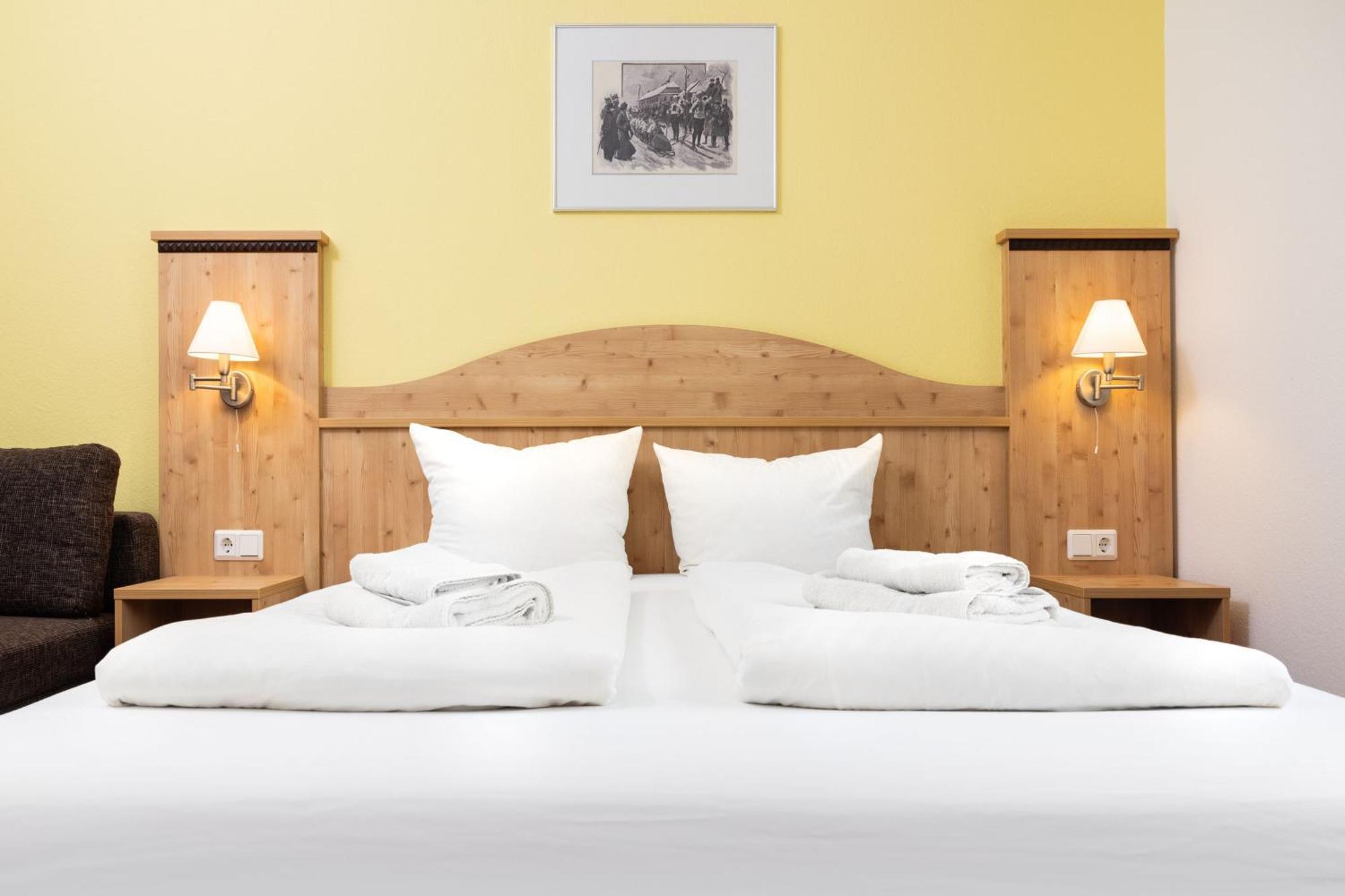 Gaststaette & Pension Waldschloesschen Oberhof  Bagian luar foto